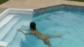 Puta sacanagem tira  ...